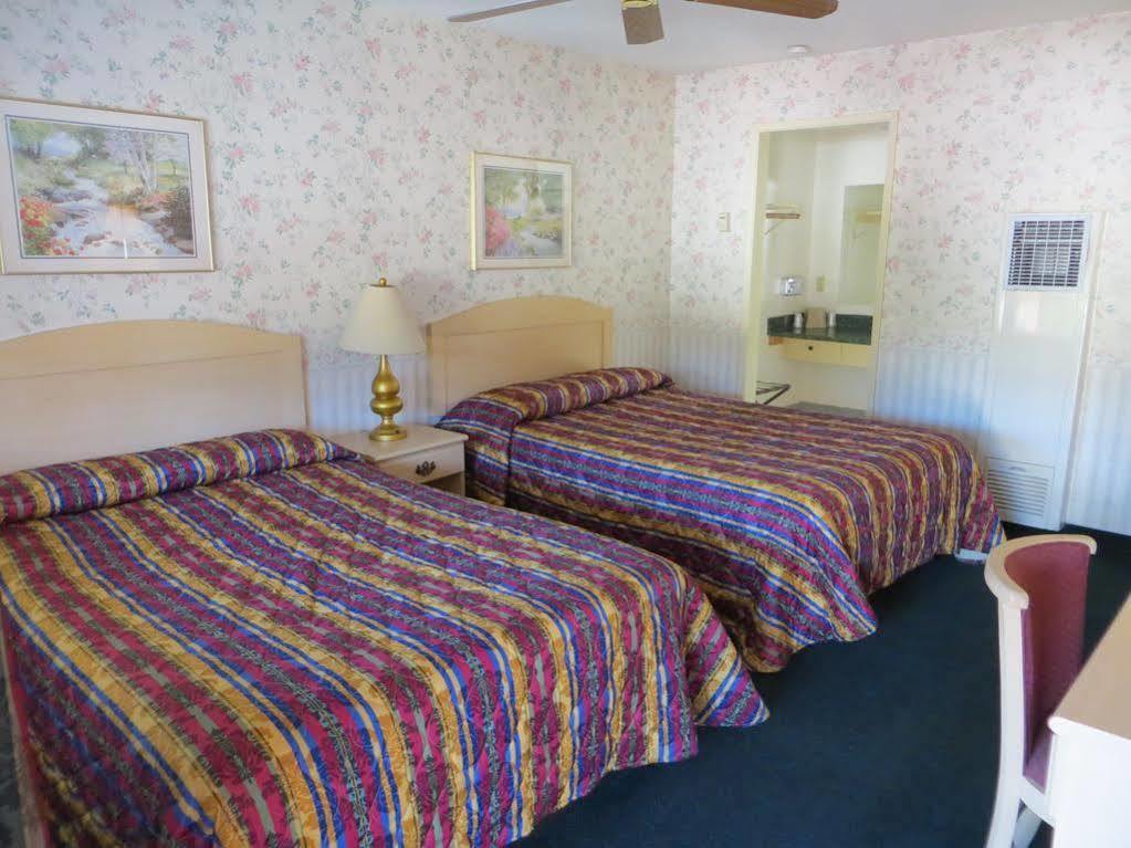 NATIONAL 9 MOTEL 2 SANTA CRUZ UNITED STATES COMPARE